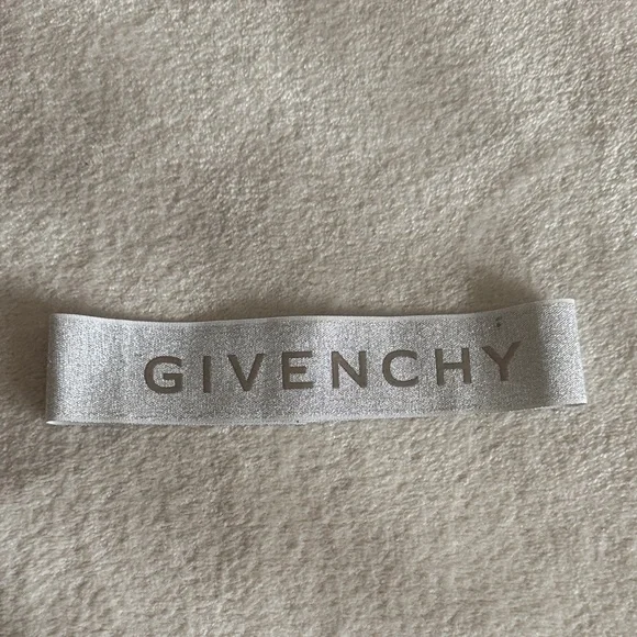 Givenchy Metallic Ribbon - Picture 1 of 7